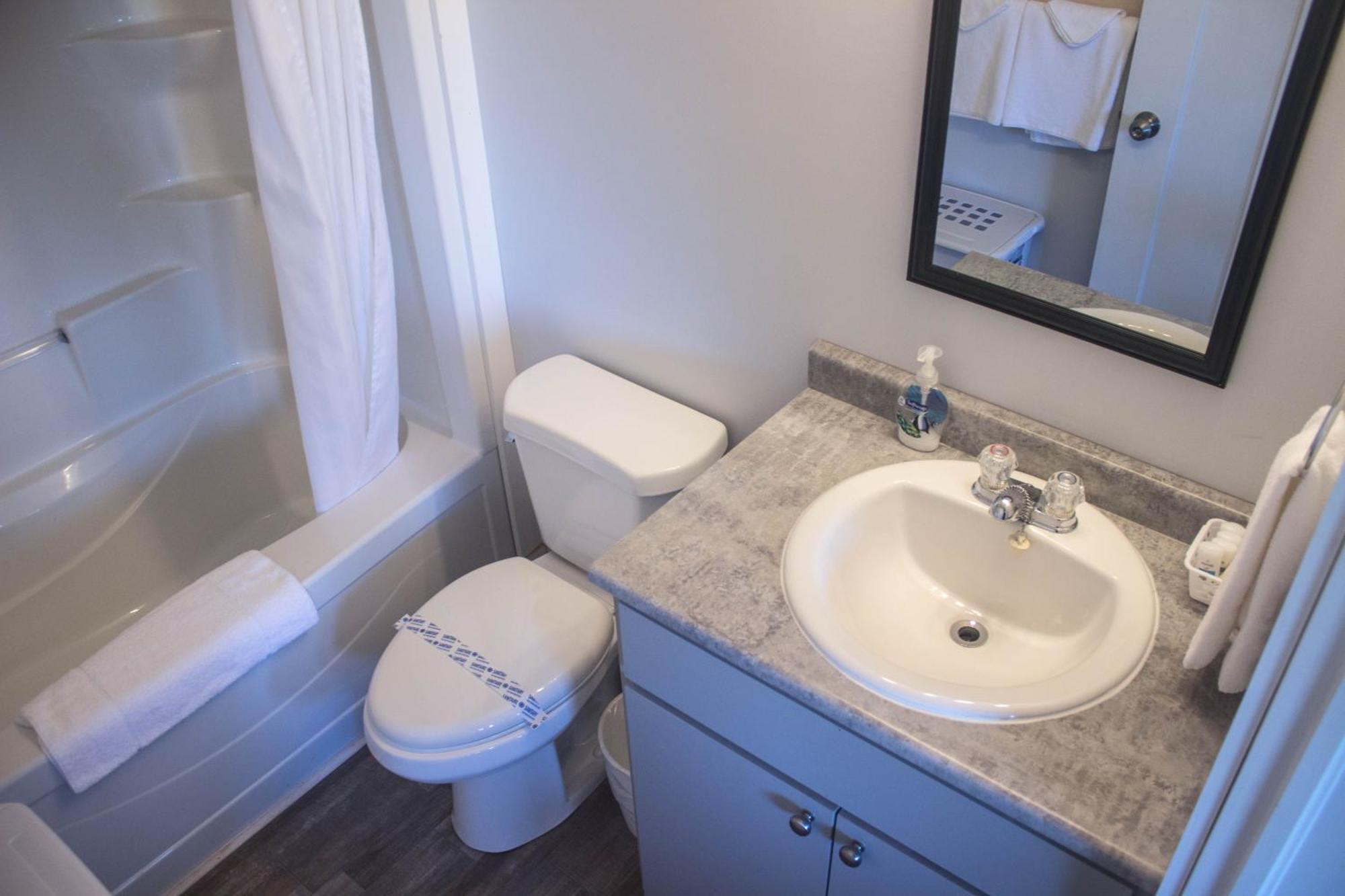 Hidden Acres Cottages كيفينديش المظهر الخارجي الصورة