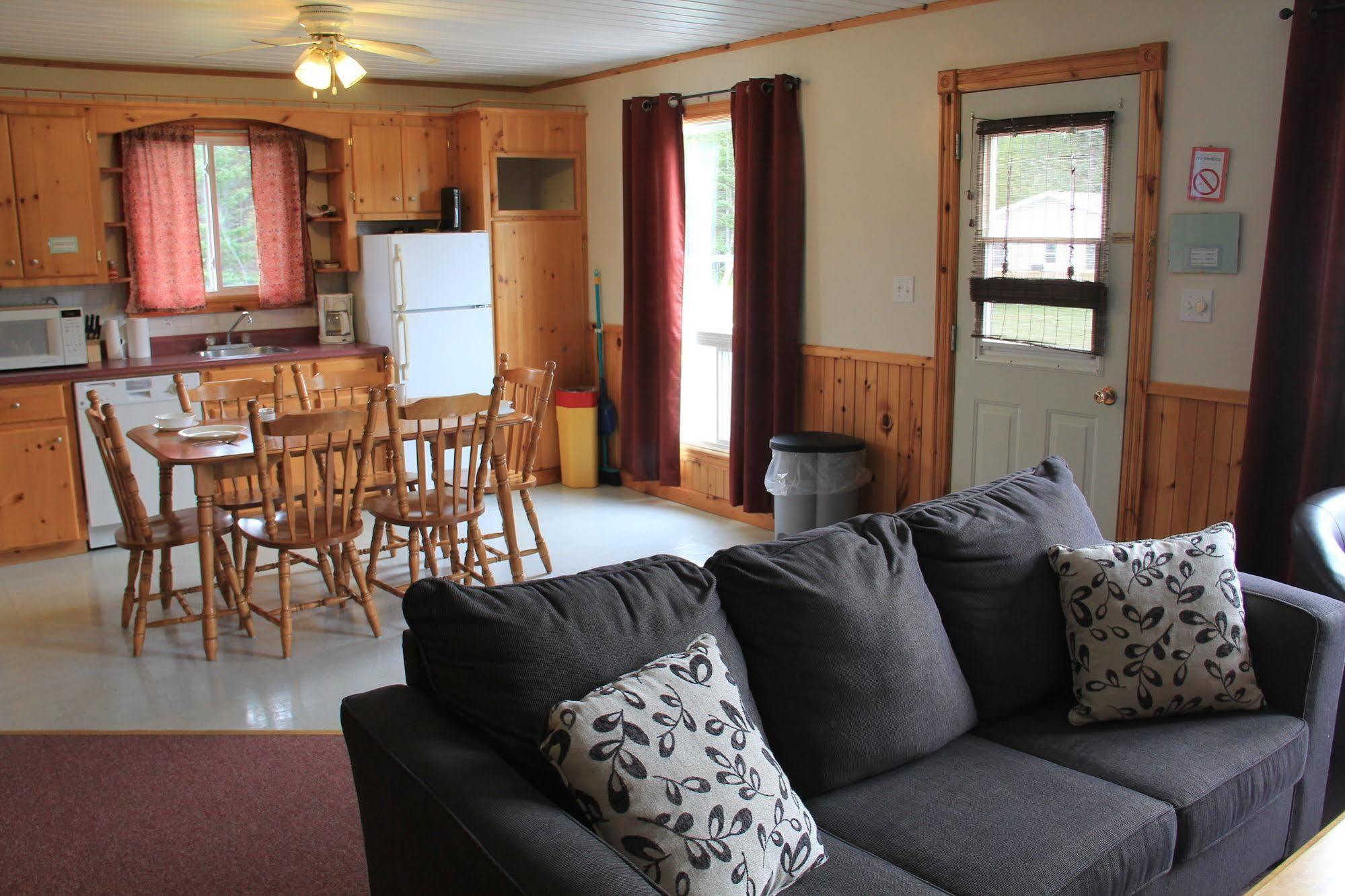 Hidden Acres Cottages كيفينديش المظهر الخارجي الصورة