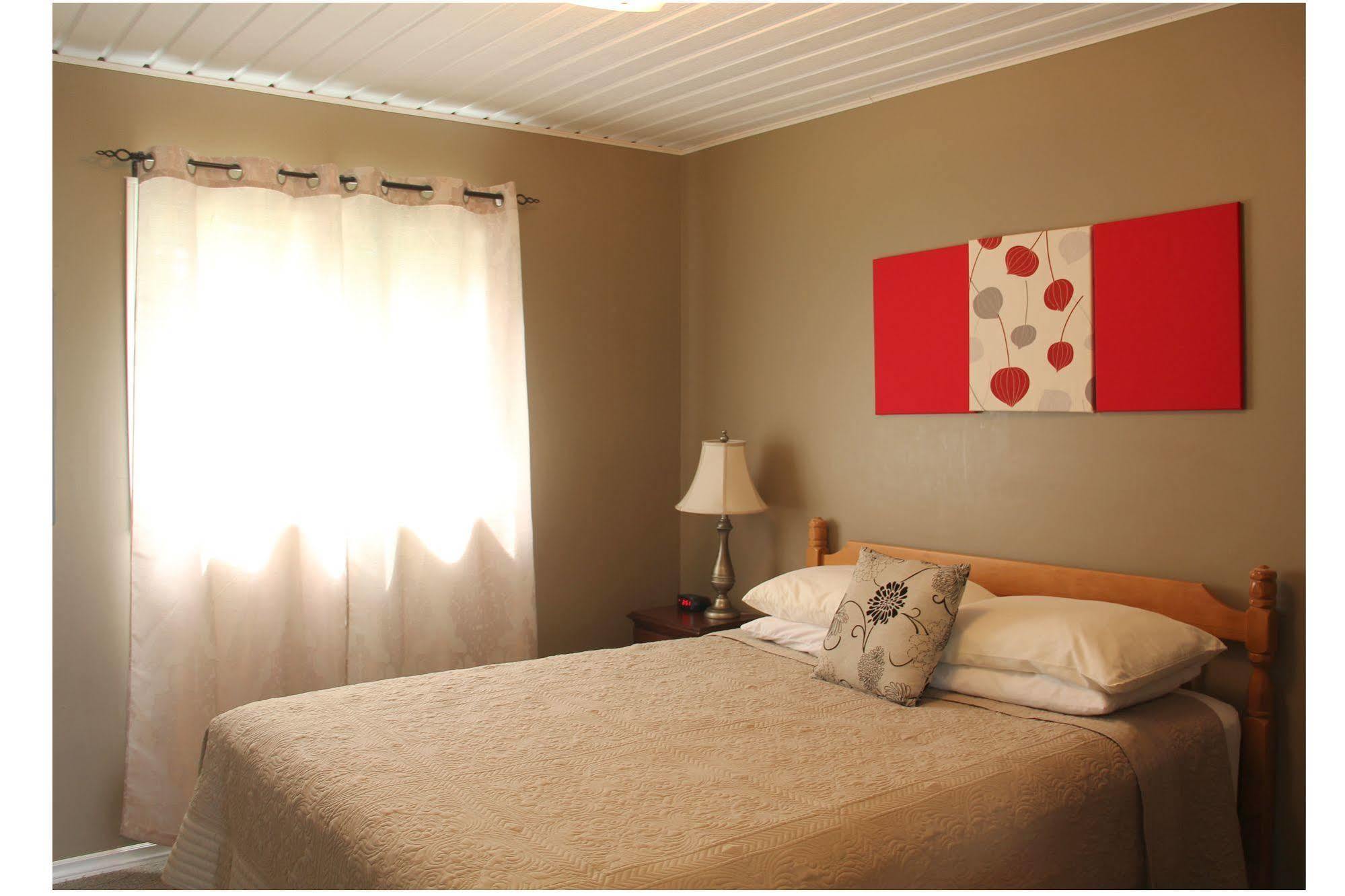 Hidden Acres Cottages كيفينديش المظهر الخارجي الصورة