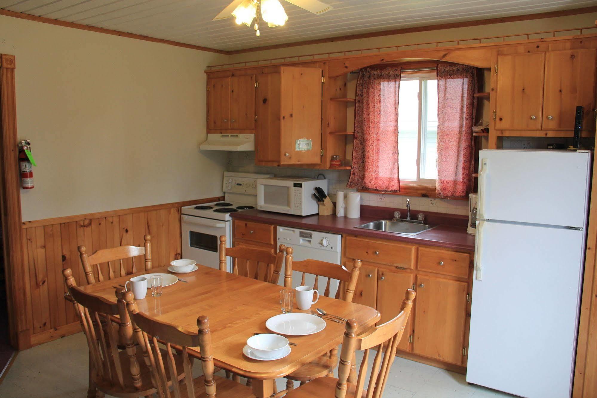 Hidden Acres Cottages كيفينديش المظهر الخارجي الصورة